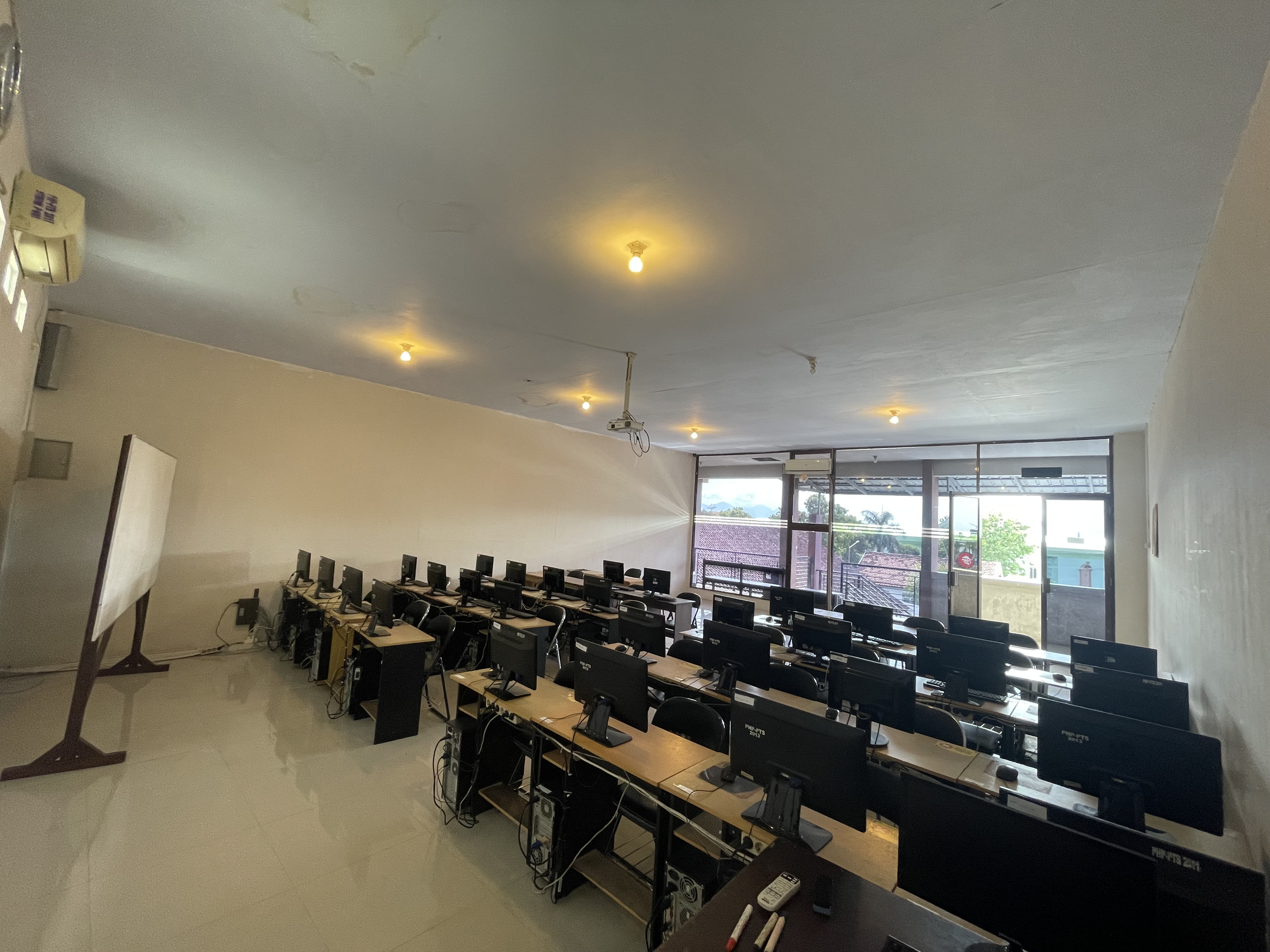 Laboratorium Komputer
