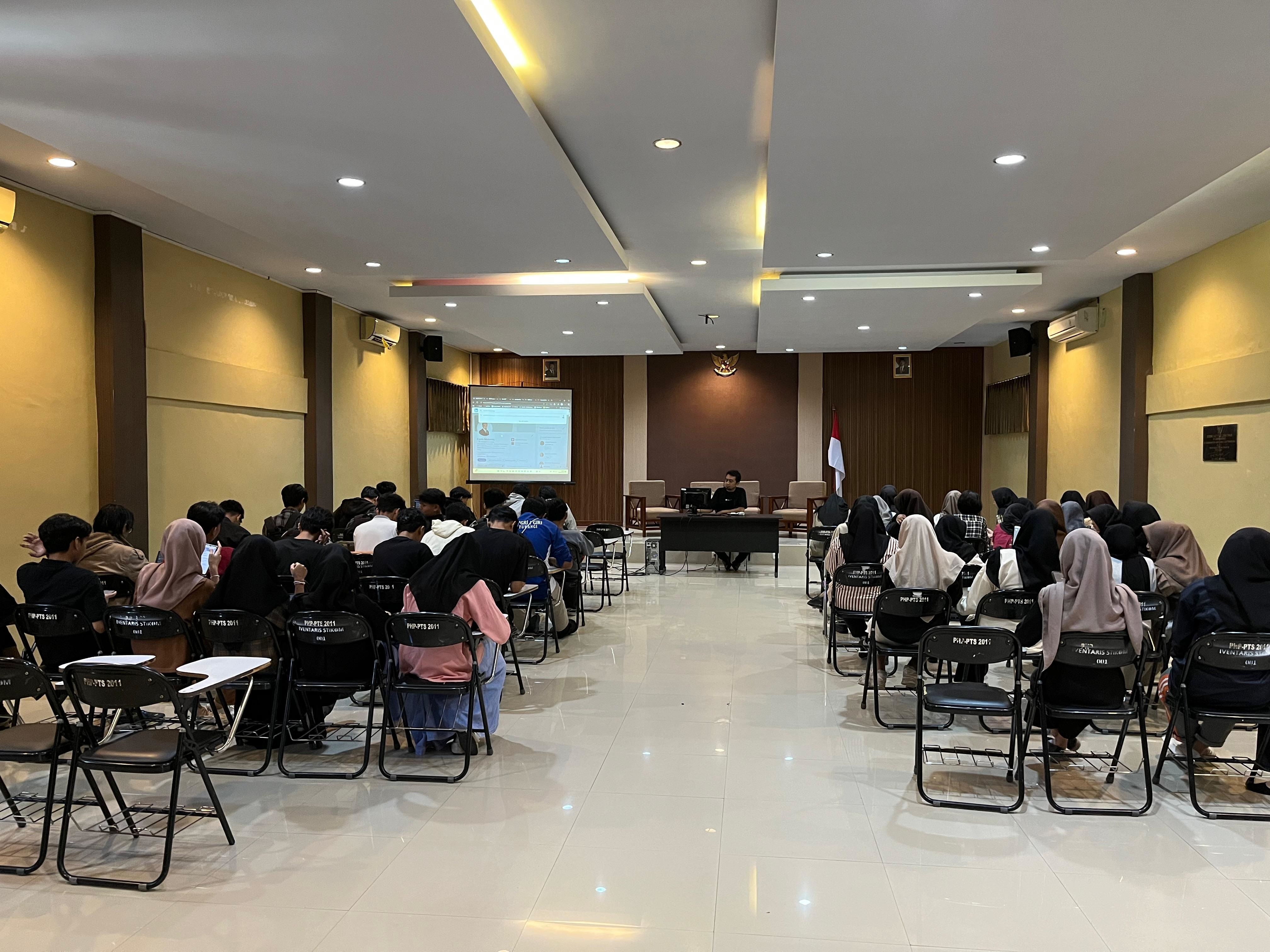 Bangun Jejak Digital, Raih Pekerjaan Impian dengan LinkedIn